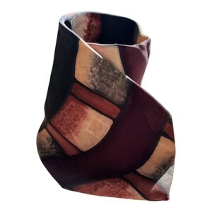 Elegant Multicolor Geometric Tie